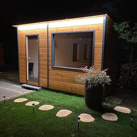 Przy Kawiarence 4 Rewa